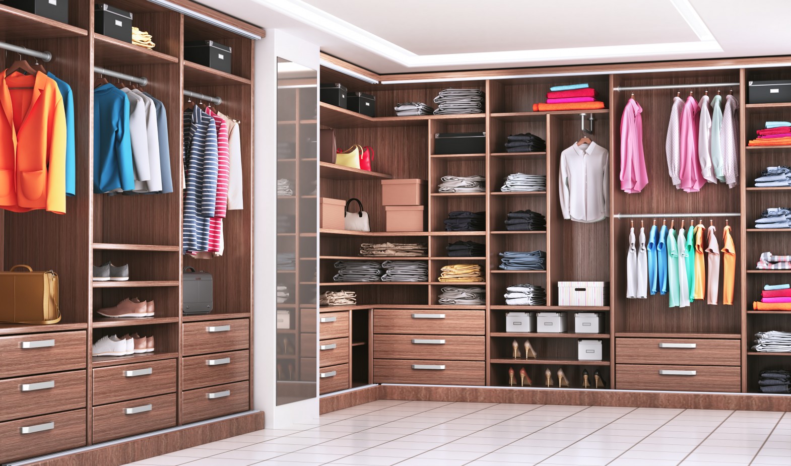 Begehbarer Kleiderschrank - ein Frauentraum